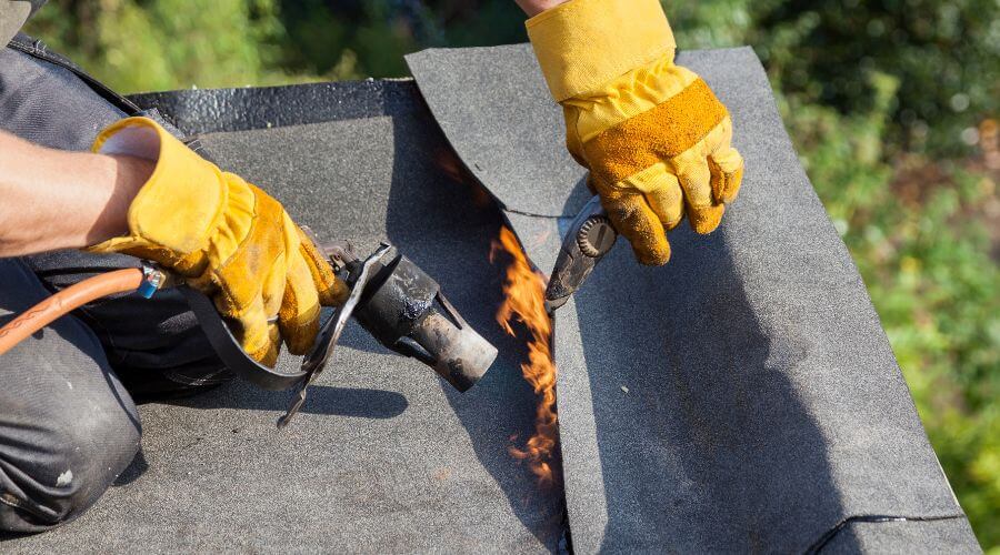 Professional flood damage restoration services in Bull Shoals, AR